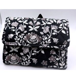 Vera Bradley Trifold Wallet Quilted Cotton Black White Floral Snap ID Window